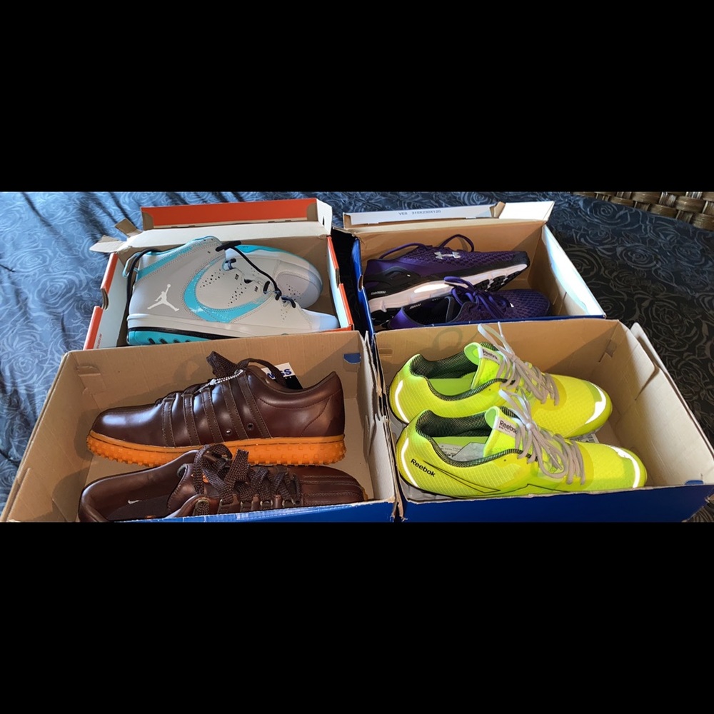 Sneakers